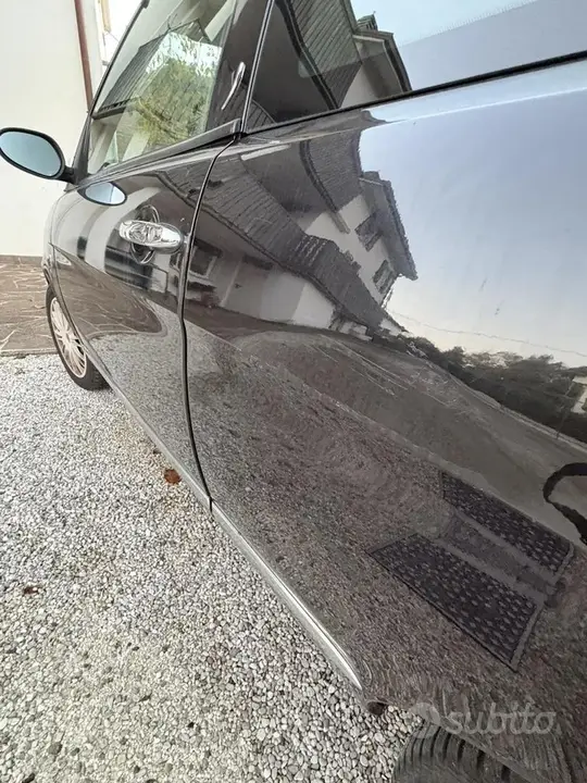 Lancia Ypsilon 2008 photo 2