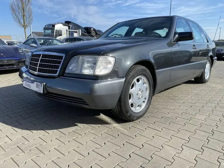 Mercedes-Benz S 320