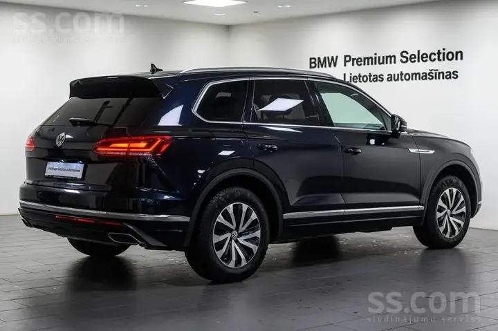 Volkswagen Touareg 2018 photo 2