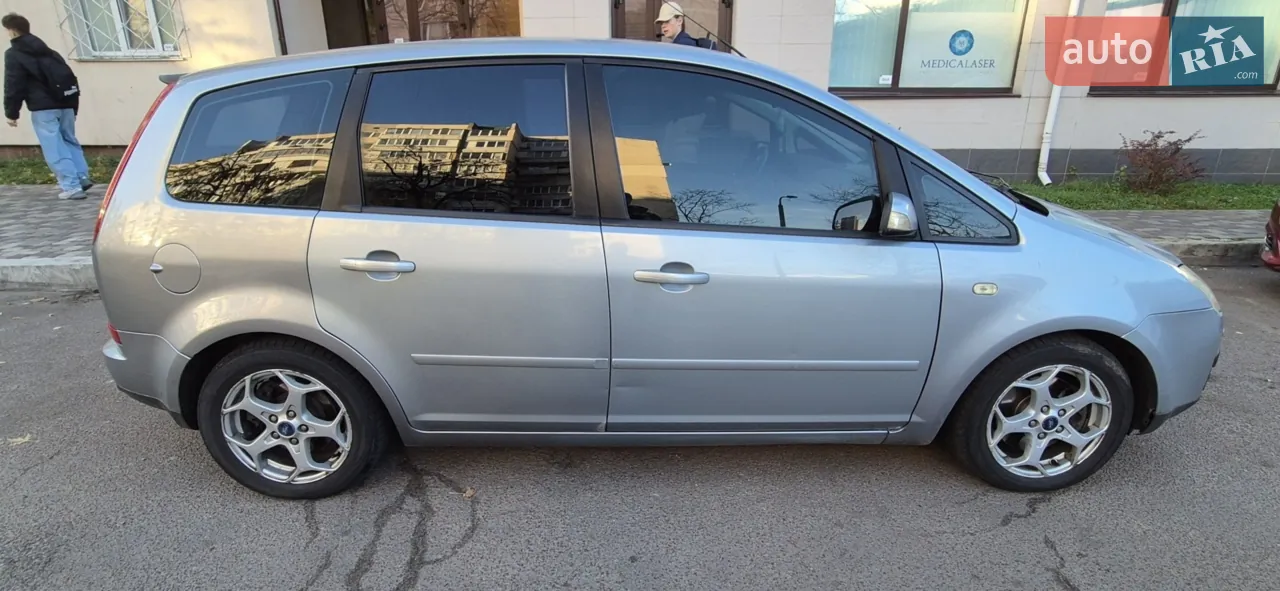 Ford C-Max 2004 photo 4