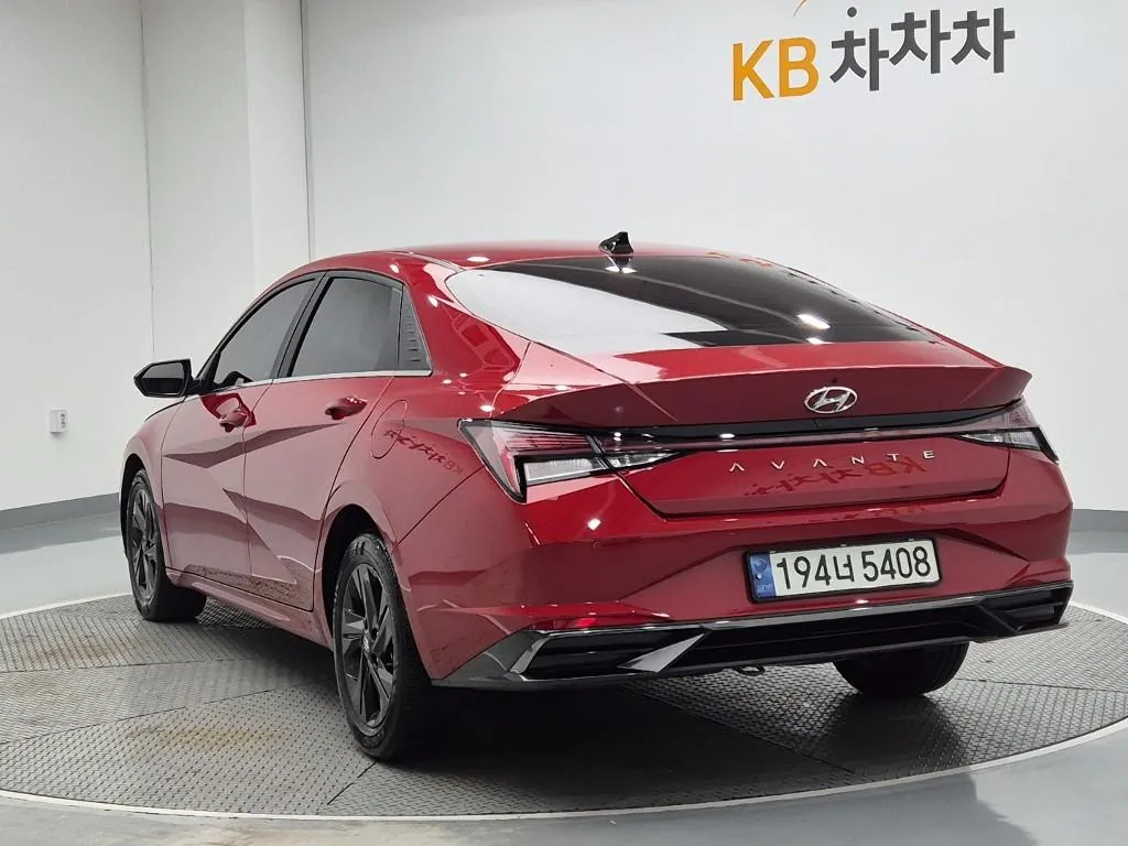 Hyundai Avante 2021 photo 2