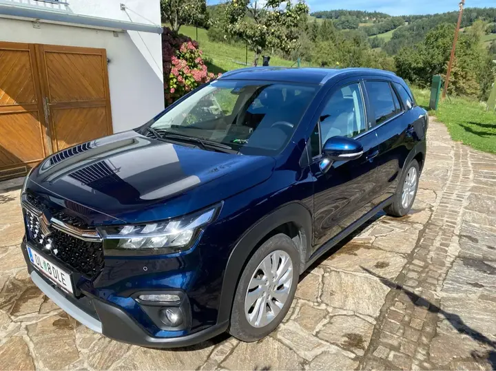 Suzuki S-Cross