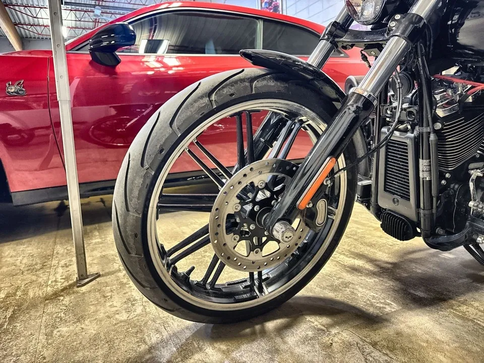 Harley-Davidson Breakout Fxbr 2018 photo 2