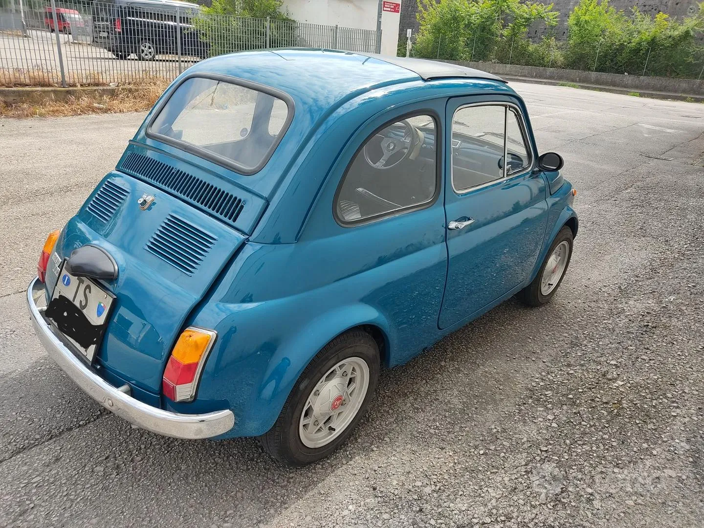 Fiat 500 1968 photo 2