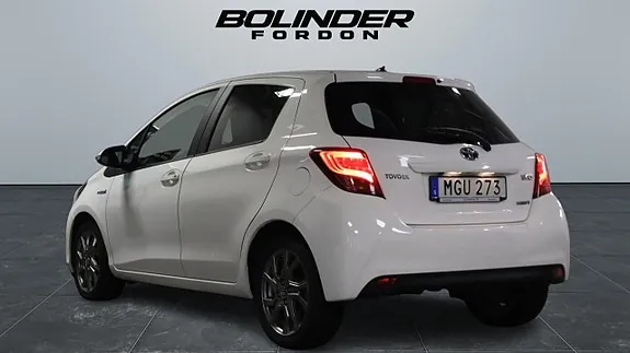 Toyota Yaris 2017 photo 4