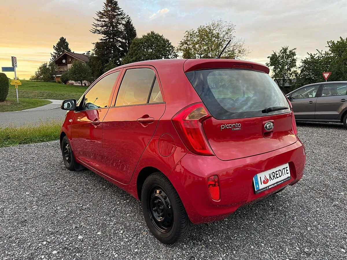 Kia Picanto 2013 photo 3