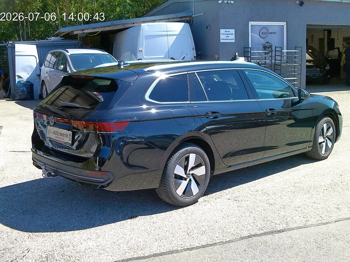 Volkswagen Passat 2025 photo 2