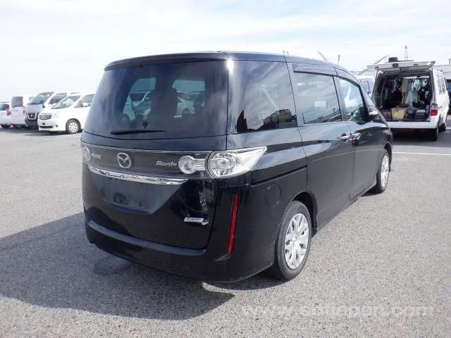 Mazda Biante 2014 photo 4