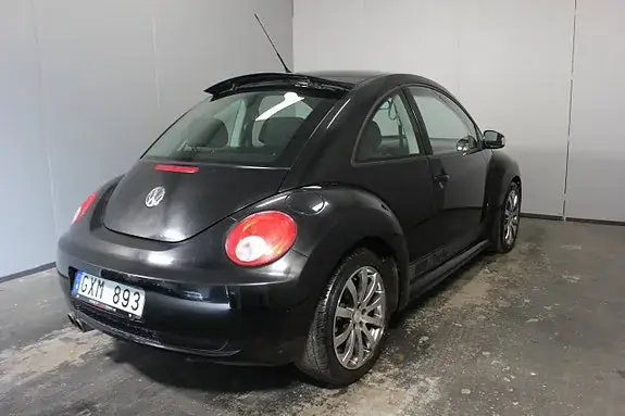 Volkswagen New Beetle 2008 photo 4