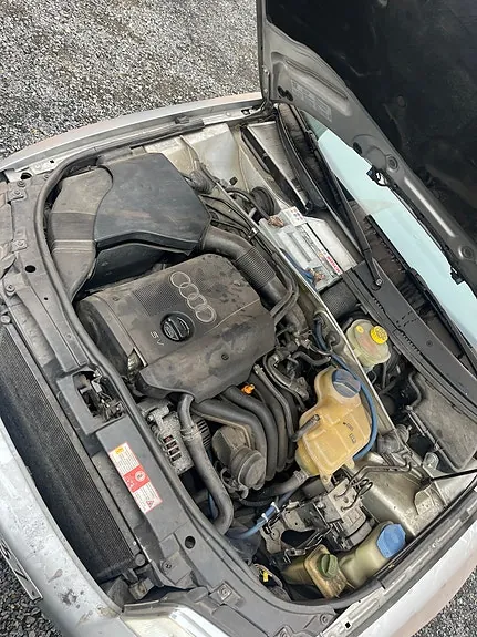 Audi A4 2001 photo 2