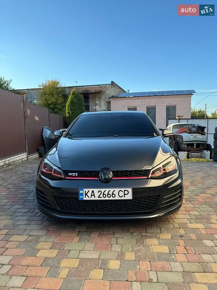 Volkswagen Golf Gti 2016 photo 2