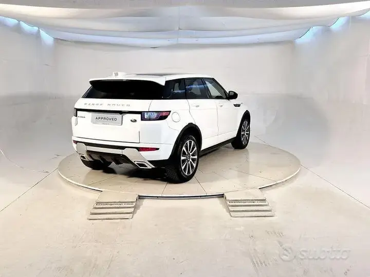 Land Rover Range Rover Evoque 2018 photo 2
