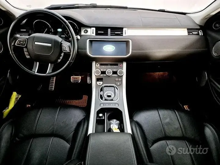 Land Rover Range Rover Evoque 2018 photo 4