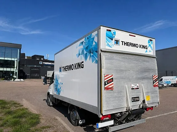Iveco Daily 2021 photo 3