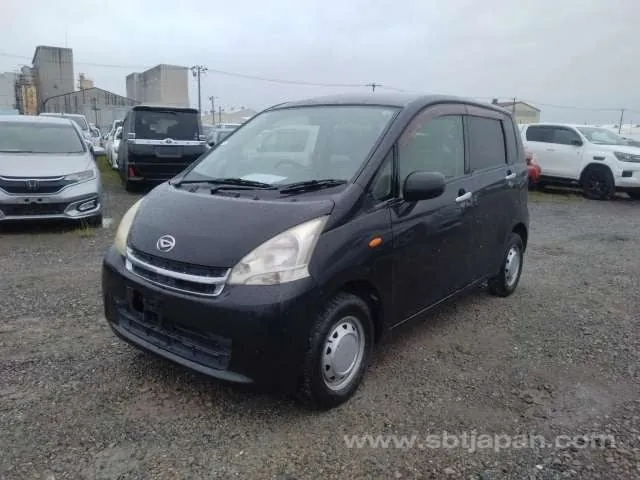 Daihatsu Move L 2011 photo 2