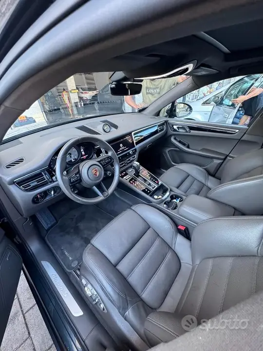Porsche Macan 2023 photo 5