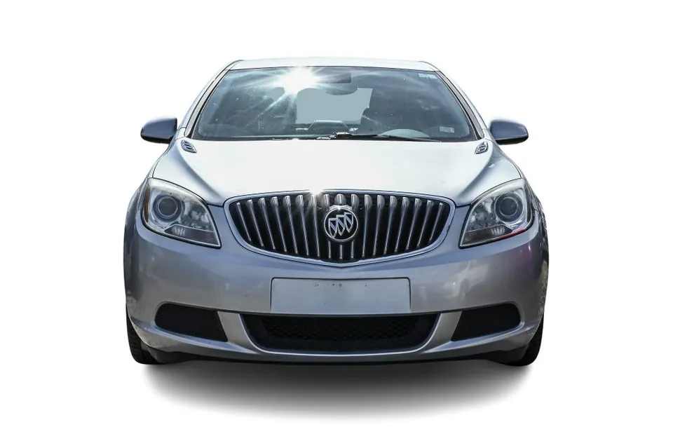 Buick Verano 2016 photo 2