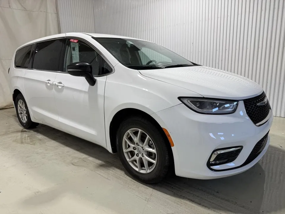 Chrysler Pacifica 2024 photo 5