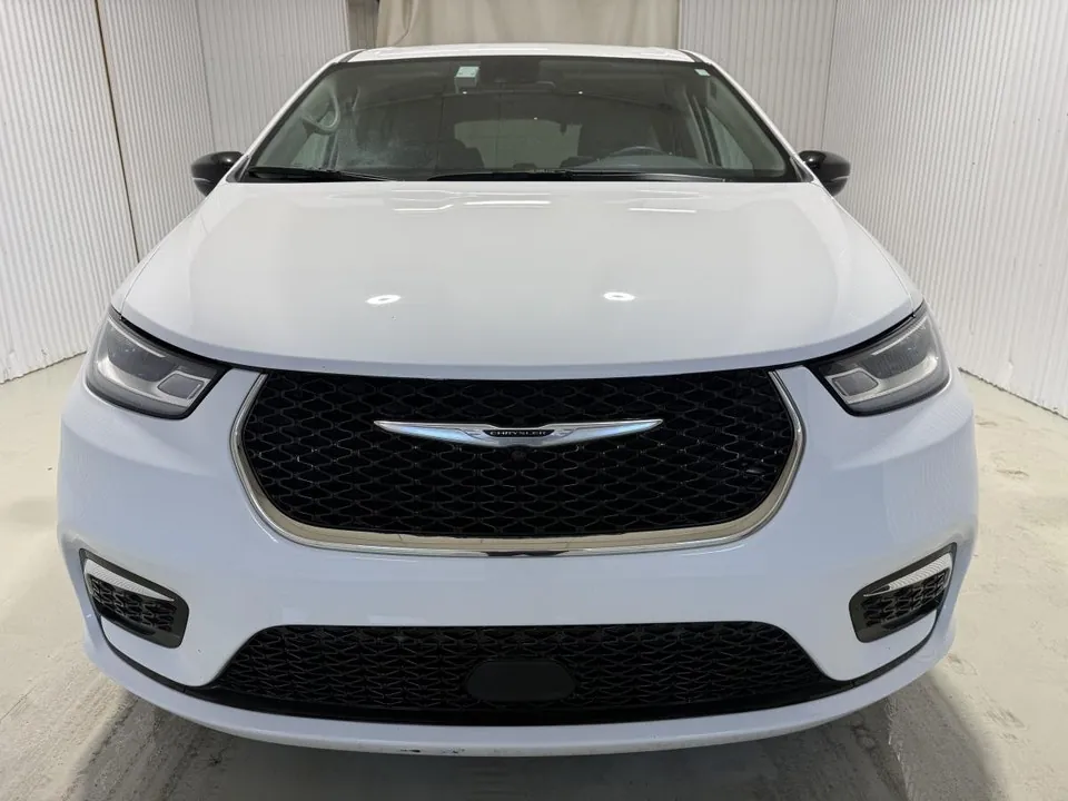 Chrysler Pacifica 2024 photo 4
