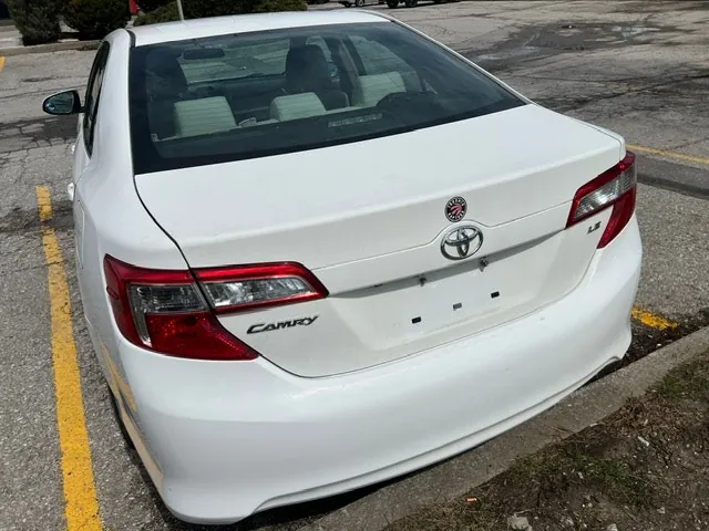 Toyota Camry 2014 photo 2
