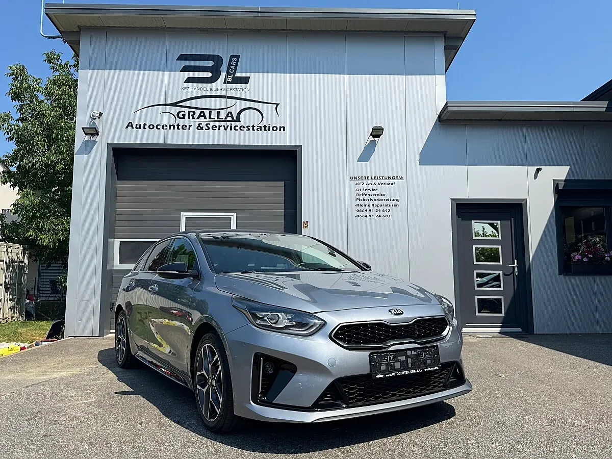 Kia Proceed