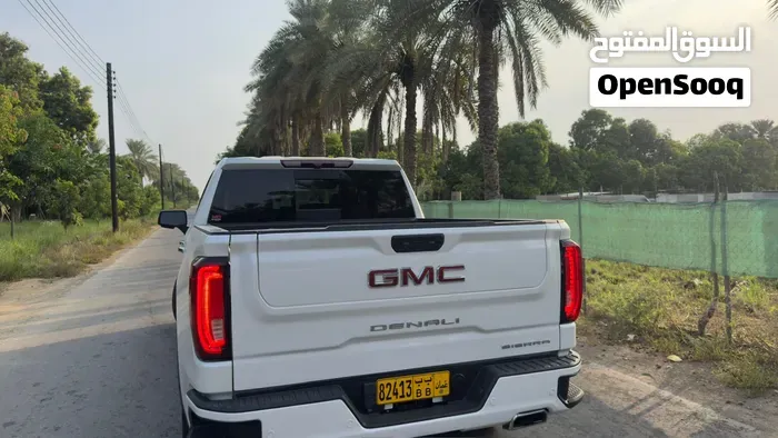 GMC Sierra 2022 photo 2