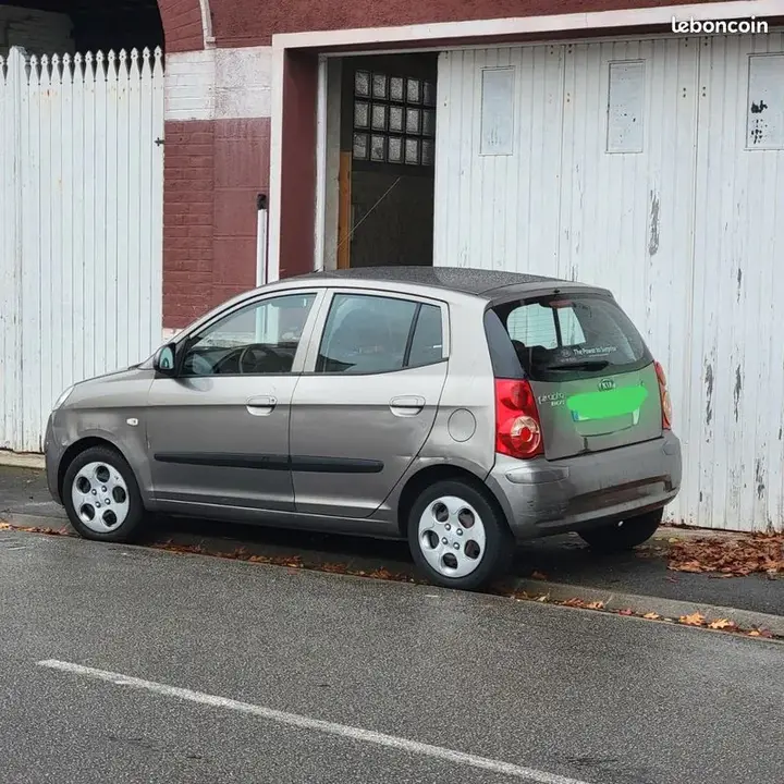 Kia Picanto 2009 photo 2