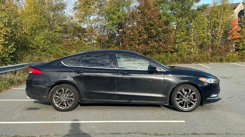 Ford Fusion 2018 photo 2