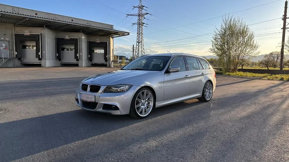 BMW 335I