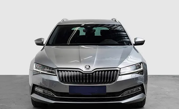 Skoda Superb 2020 photo 2