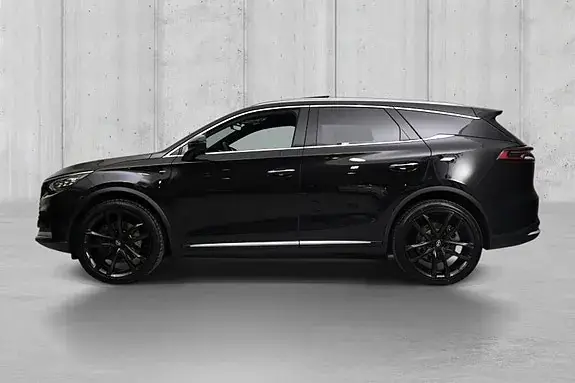 BYD Tang 2023 photo 3