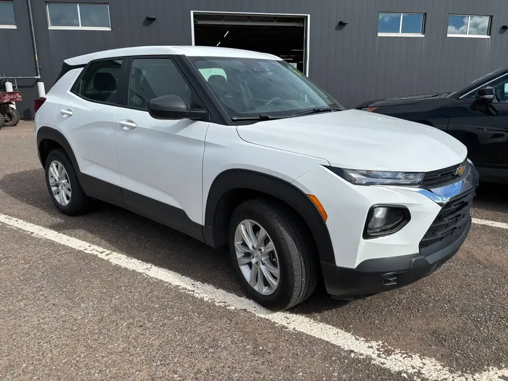 Chevrolet Trailblazer 2023 photo 3