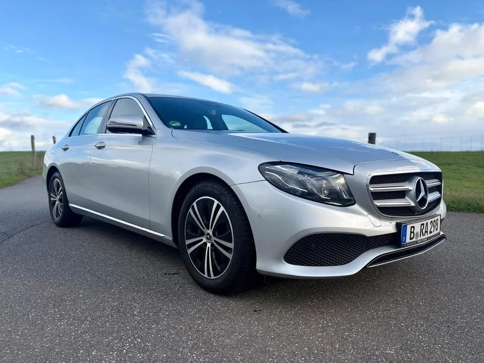 Mercedes-Benz E 200 Avantgarde