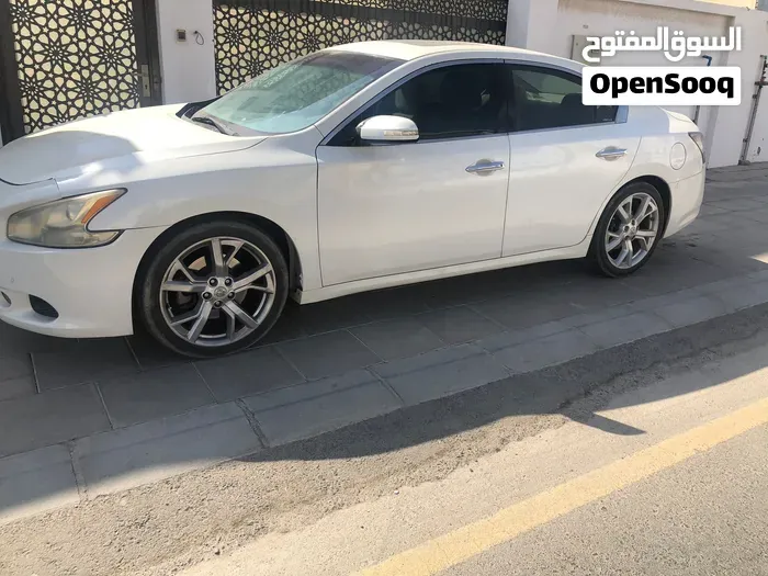 Nissan Maxima 2013 photo 2