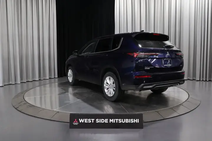 Mitsubishi Outlander 2026 photo 4