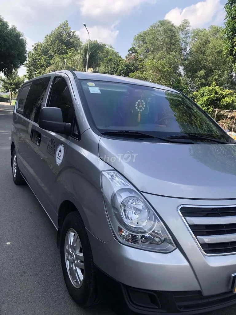 Hyundai Starex 2016 photo 2