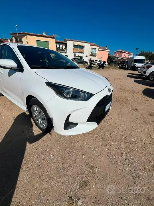 Toyota Yaris 2025 photo 3