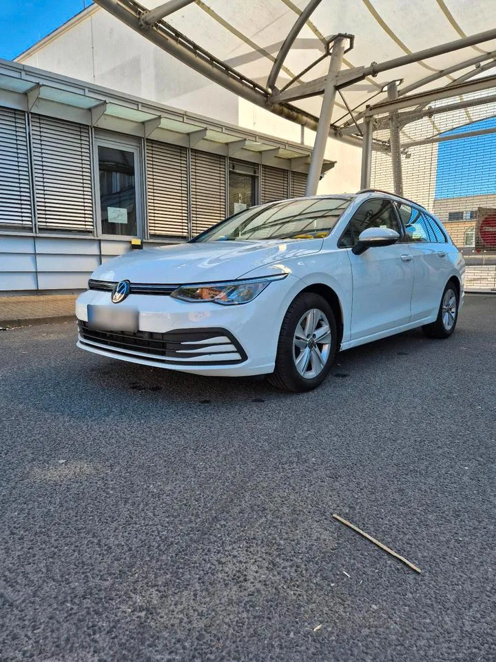 Volkswagen Golf 8