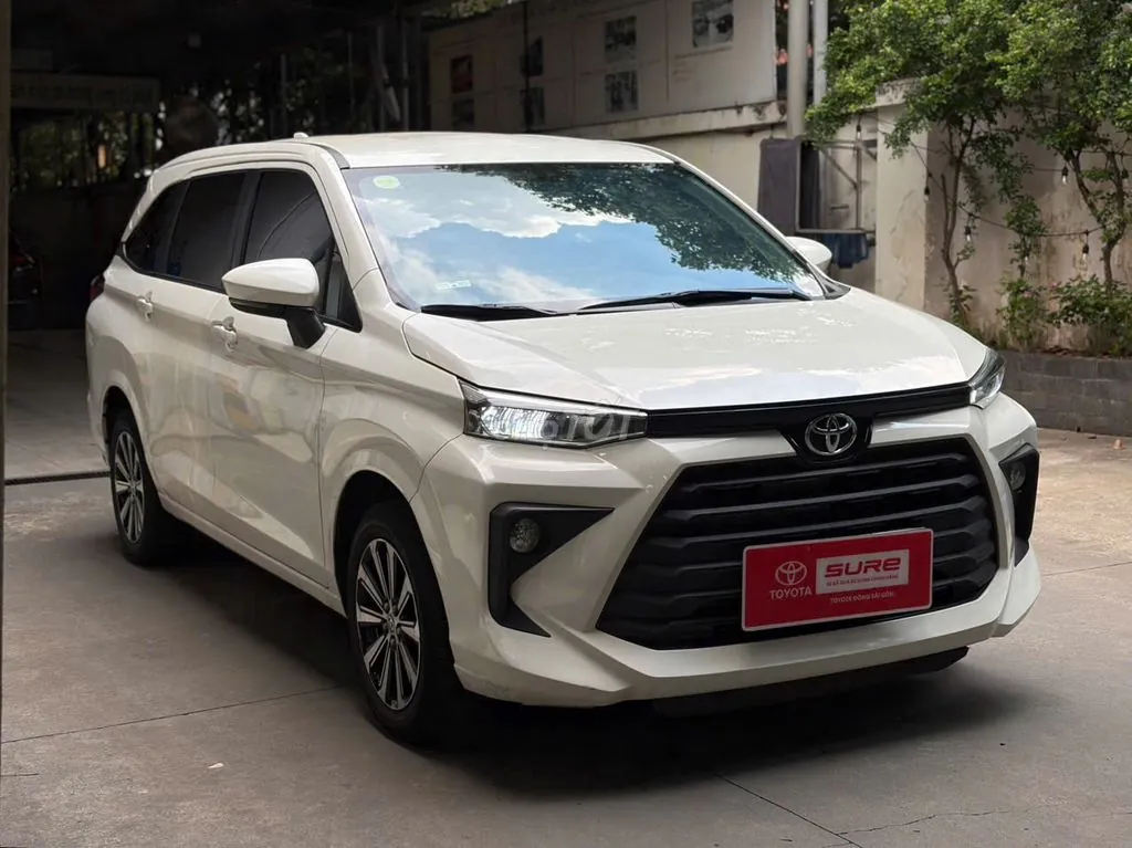 Toyota Avanza Premio 2024 photo 3