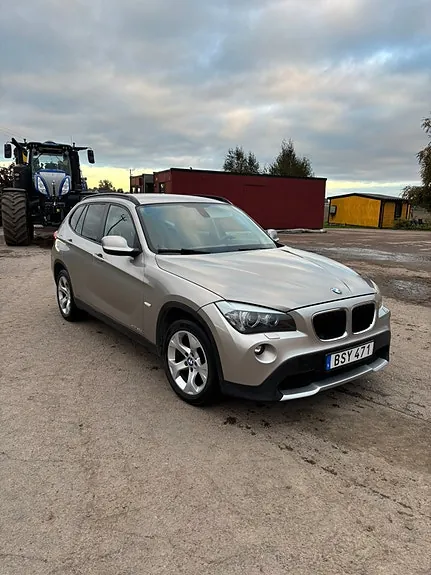 BMW X1 2011 photo 2