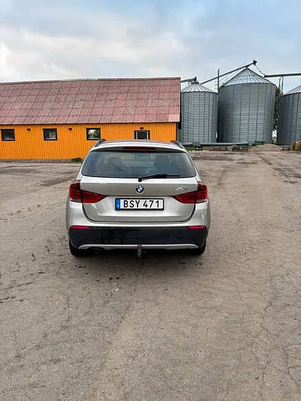 BMW X1 2011 photo 3