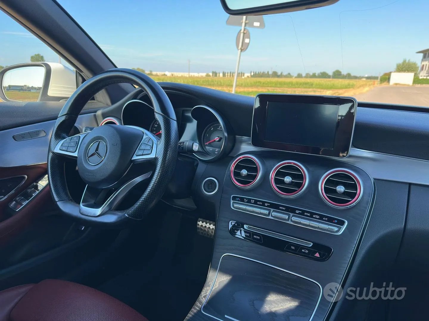 Mercedes-Benz C-Class 2019 photo 2
