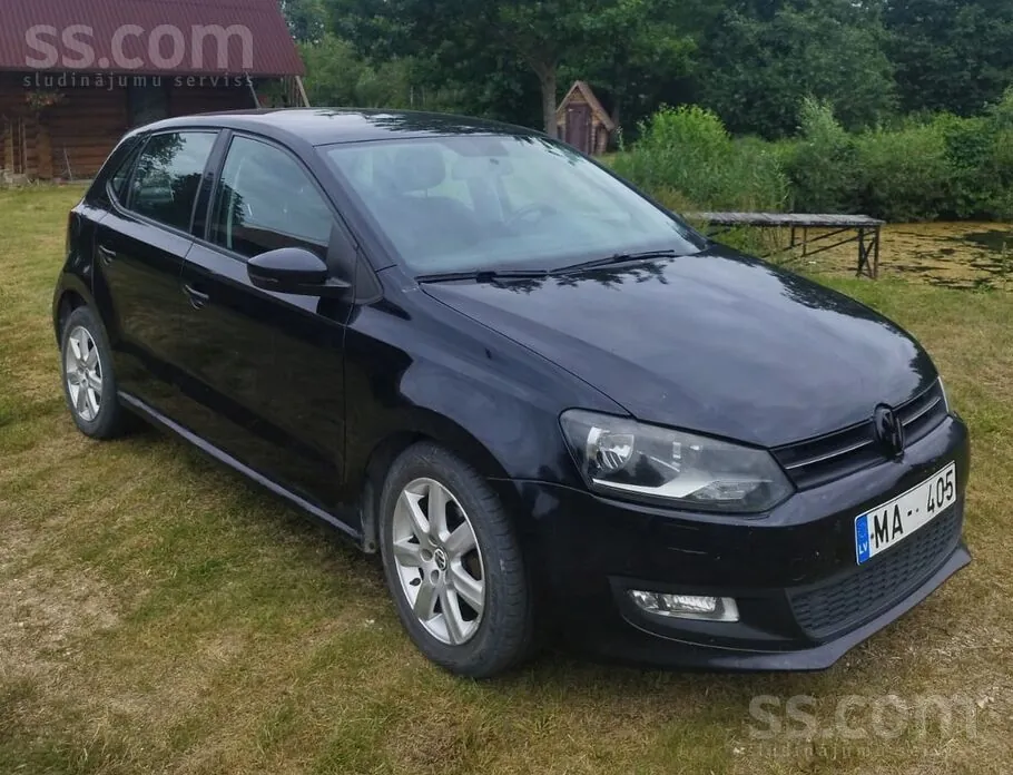Volkswagen Polo 2010 photo 2
