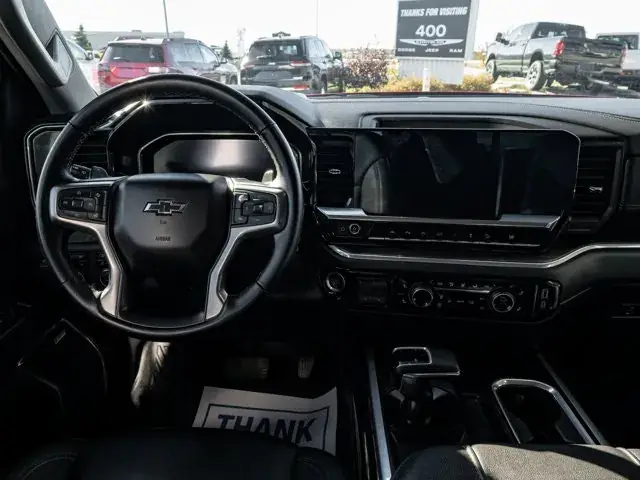 Chevrolet Silverado 1500 2024 photo 3