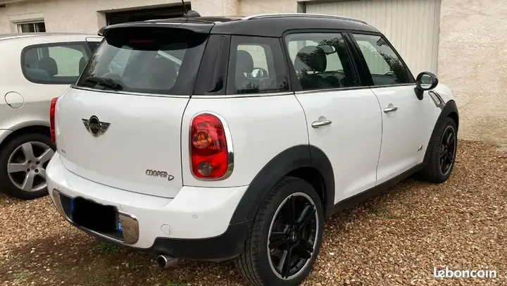 Mini Countryman 2011 photo 2