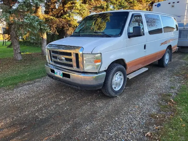 Ford E-350