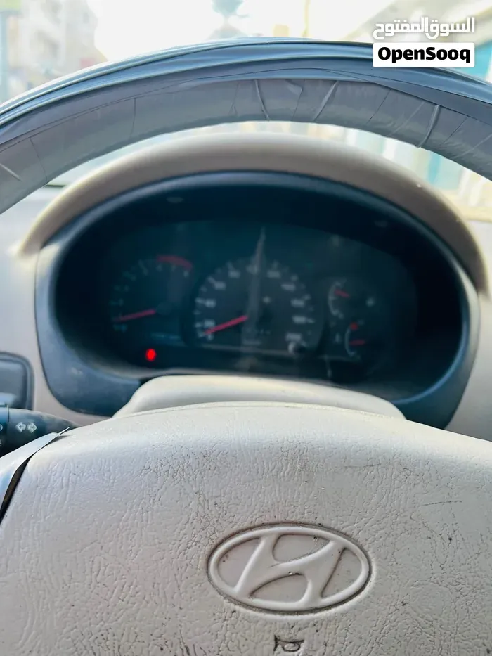 Hyundai Verna 2010 photo 3