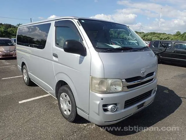 Toyota Regius Ace