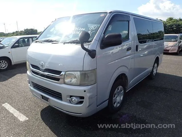 Toyota Regius Ace 2007 photo 2