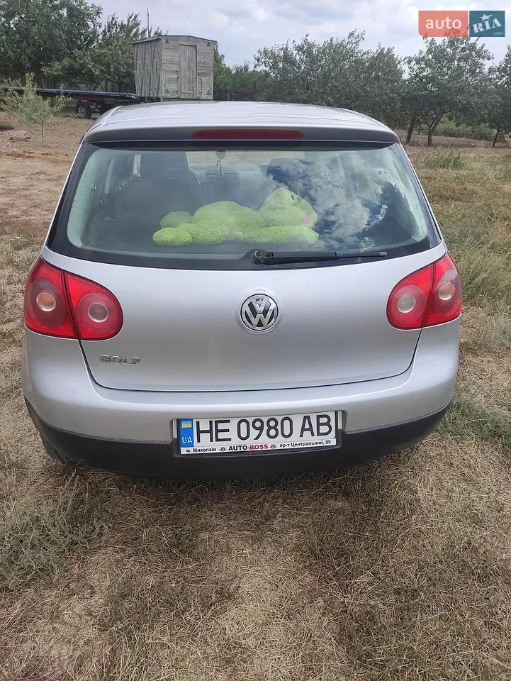 Volkswagen Golf 2003 photo 3